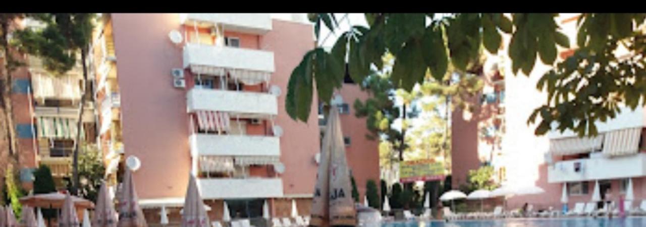 Emiri Golem (Tirana)